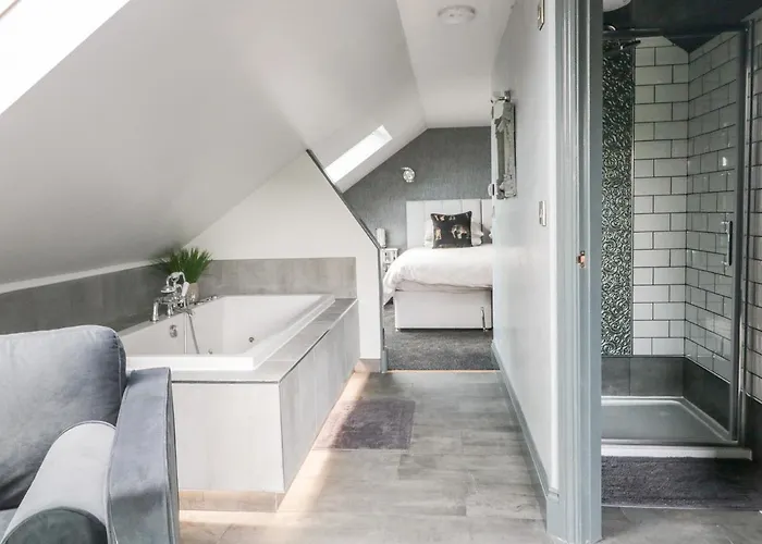 6 Lock View בית נופש *