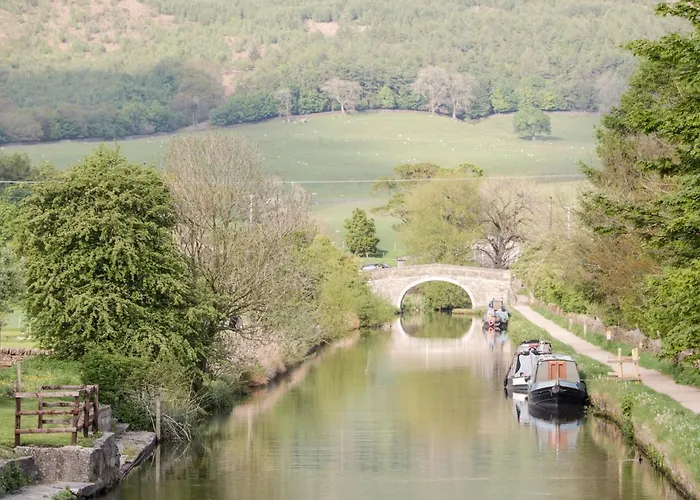 בית נופש 6 Lock View סקיפטון