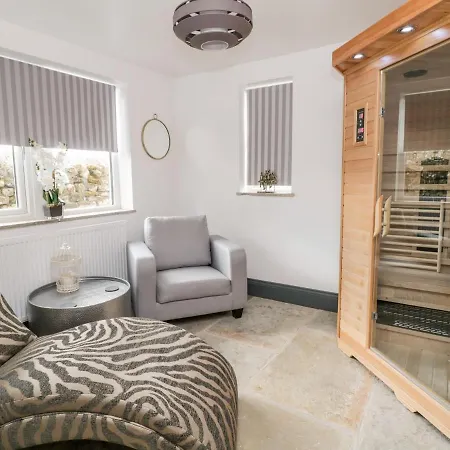 بيت للعطل 6 Lock View *